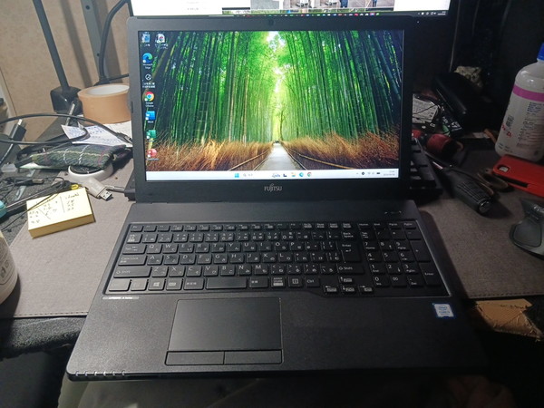 富士通 LIFEBOOK A5510FX 外観 中古ノートパソコン 糸魚川市 早川スタイル