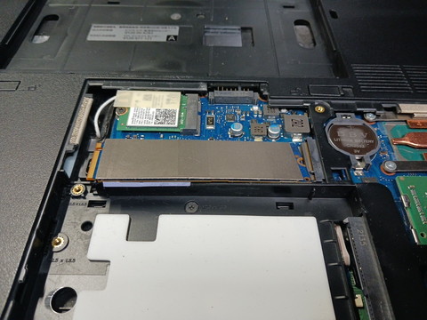 NEC VersaPro VKT42X-B 新品NVMe SSD取り付け 糸魚川市 早川スタイル